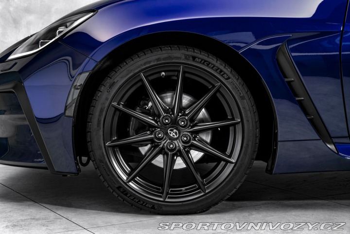 Toyota GR86 AT, Matrix, 172 kW, záruk 2023