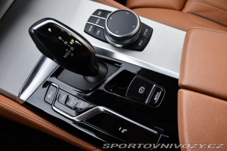 BMW 5 530d xD LUXURY LINE ČR 2021