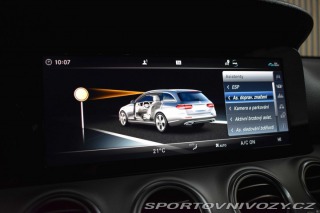 Mercedes-Benz E E 220d 4x4*AMG*TAŽNÉ*PANO 2018