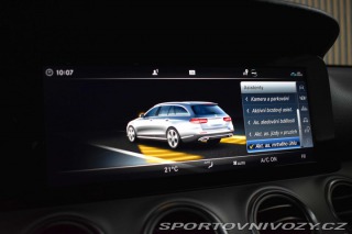 Mercedes-Benz E E 220d 4x4*AMG*TAŽNÉ*PANO 2018