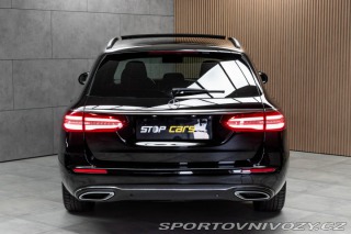 Mercedes-Benz E E 220d 4x4*AMG*TAŽNÉ*PANO 2018