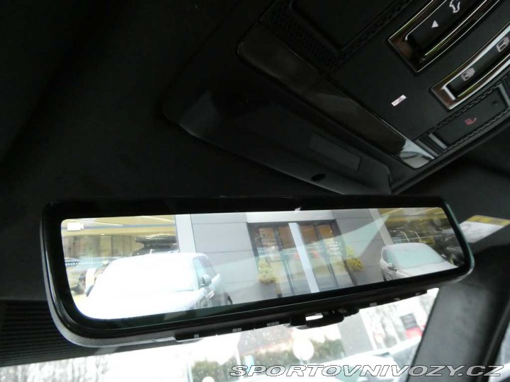 Ostatní značky Ostatní modely Land Rover Defender 110 4,4 OCTA P635 2025