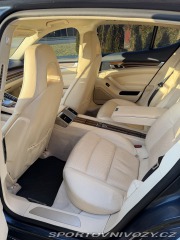 Porsche Panamera 4.8i 4S 2011