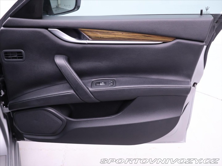 Maserati Ghibli 3,0 i 302kw 4X4 Q4 2014