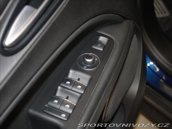 Alfa Romeo Stelvio 2,1 JTD 140kW Q4 Bezklíč 2020