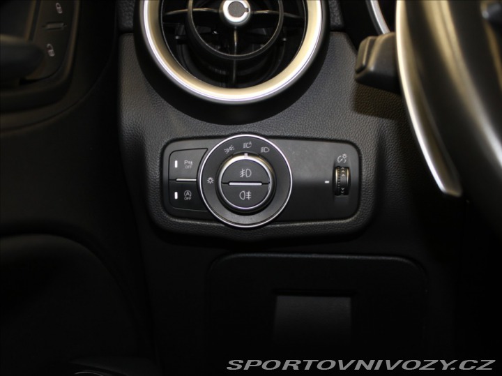 Alfa Romeo Stelvio 2,2 JTD 140kW Q4 Bezklíč 2020