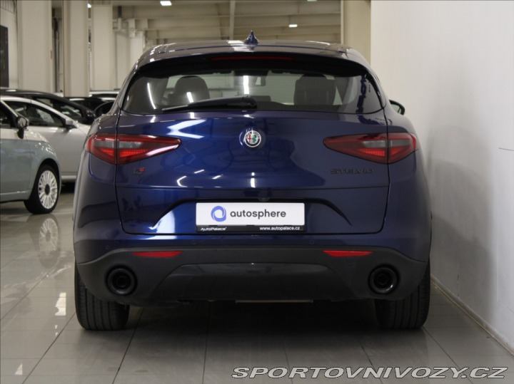 Alfa Romeo Stelvio 2,2 JTD 140kW Q4 Bezklíč 2020