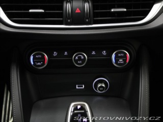 Alfa Romeo Stelvio 2,1 JTD 140kW Q4 Bezklíč 2020