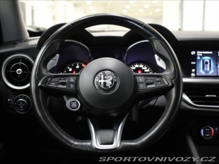 Alfa Romeo Stelvio 2,1 JTD 140kW Q4 Bezklíč 2020