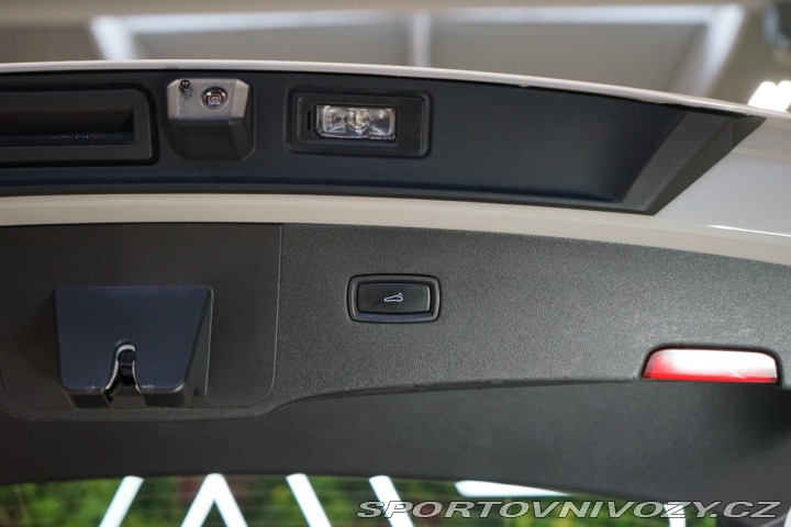 Porsche Cayenne Coupe E-Hybrid PANO*VZDUC 2022