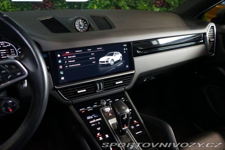 Porsche Cayenne Coupe E-Hybrid PANO*VZDUC 2022