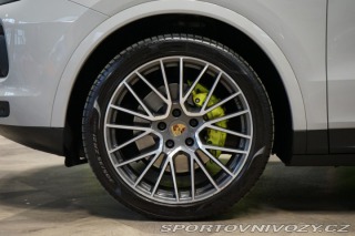 Porsche Cayenne Coupe E-Hybrid PANO*VZDUC 2022