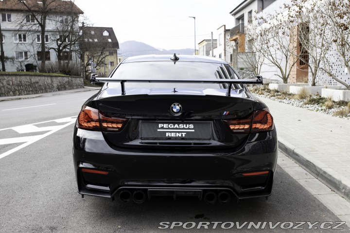 BMW M4 2015