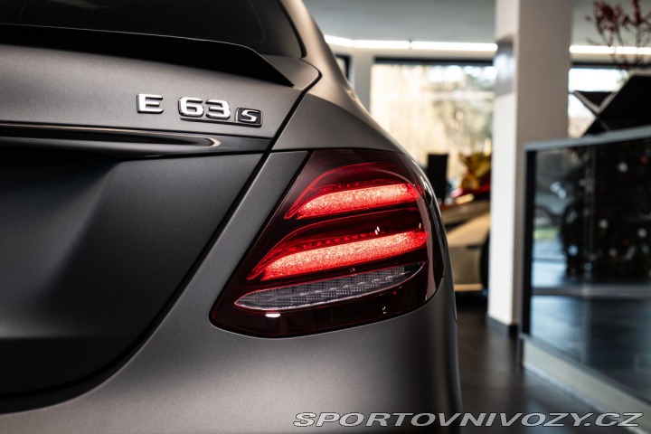 Mercedes-Benz E RENNTECH 2017