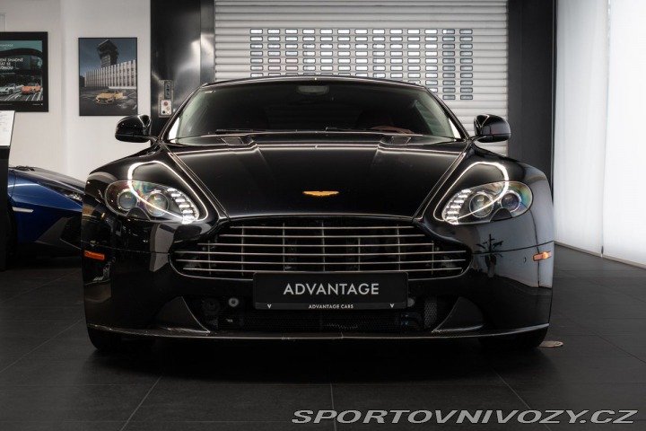 Aston Martin Vantage S 1800
