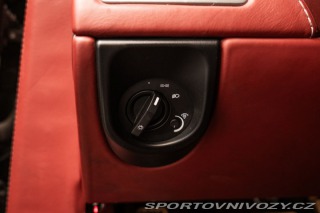 Aston Martin Vantage S 2012