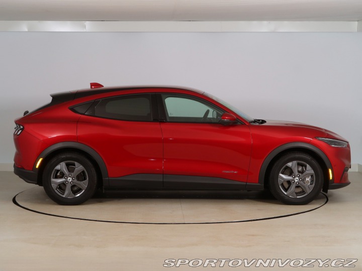 Ford Mustang Mach-E  Standard Range RW 2021