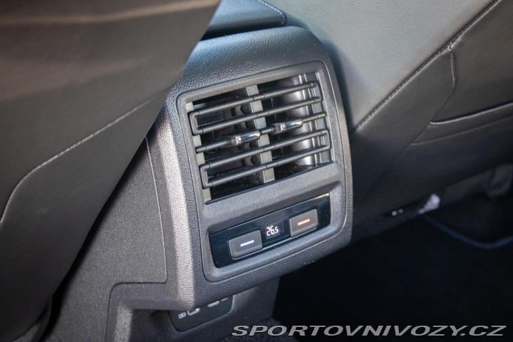 Volkswagen Golf 2.0 TSI 320k R 4MOTION / 2021