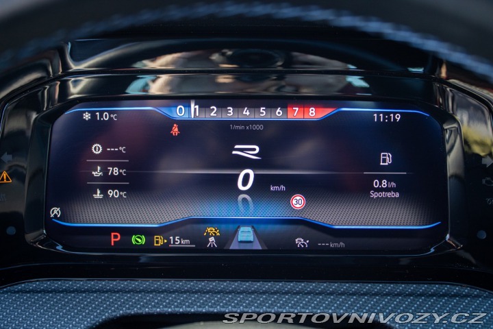 Volkswagen Golf 2.0 TSI 320k R 4MOTION / 2021