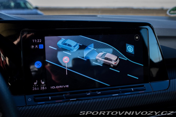 Volkswagen Golf 2.0 TSI 320k R 4MOTION / 2021