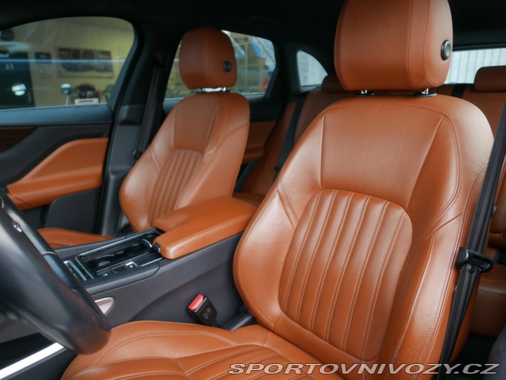 Jaguar F-Pace 30d 221kW AWD Portfolio Č 2016