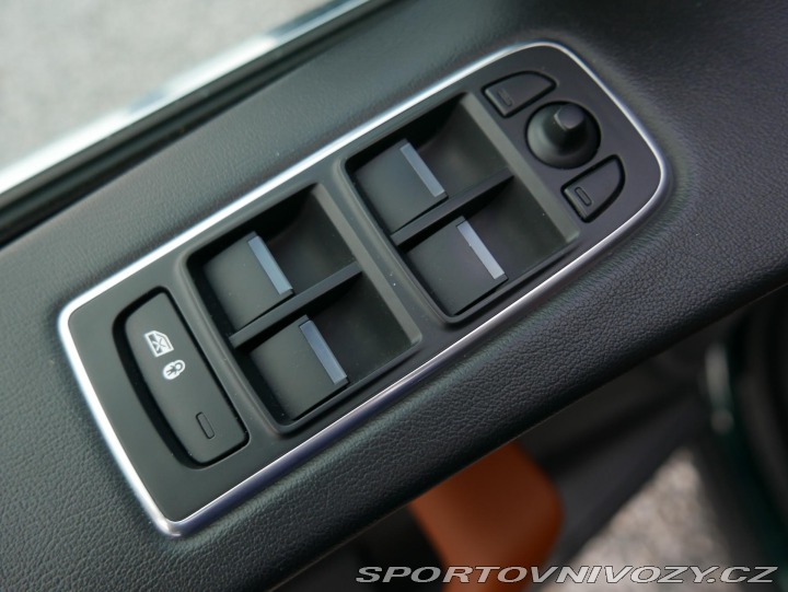 Jaguar F-Pace 30d 221kW AWD REZERVACE 2016