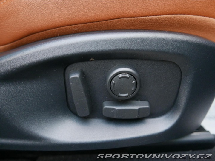 Jaguar F-Pace 30d 221kW AWD REZERVACE 2016