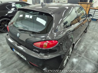 Alfa Romeo 147 GTA 2003