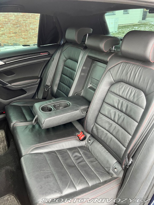 Volkswagen Golf  2014