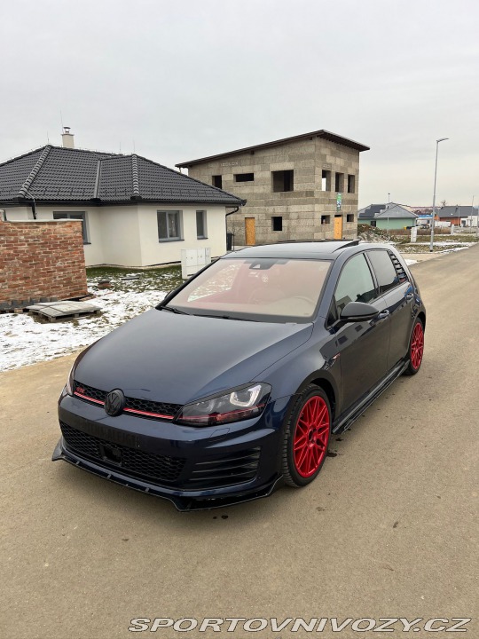 Volkswagen Golf  2014