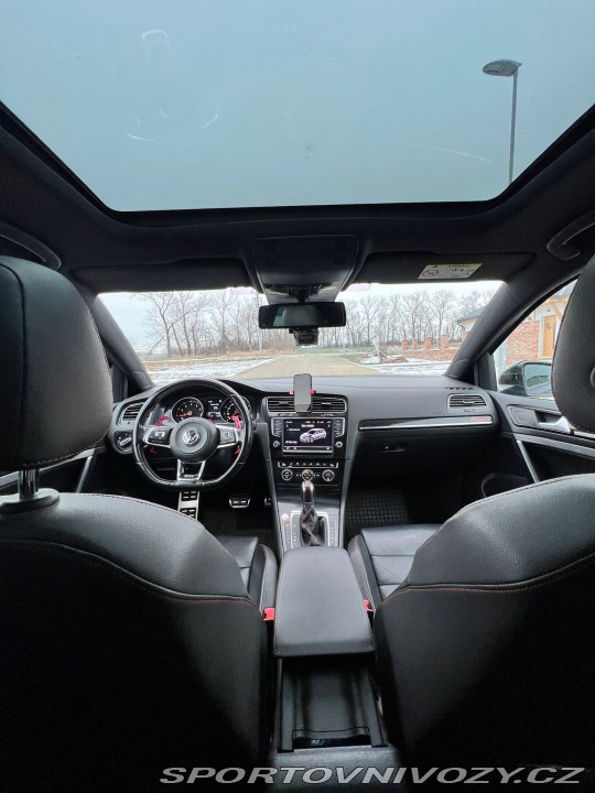 Volkswagen Golf  2014