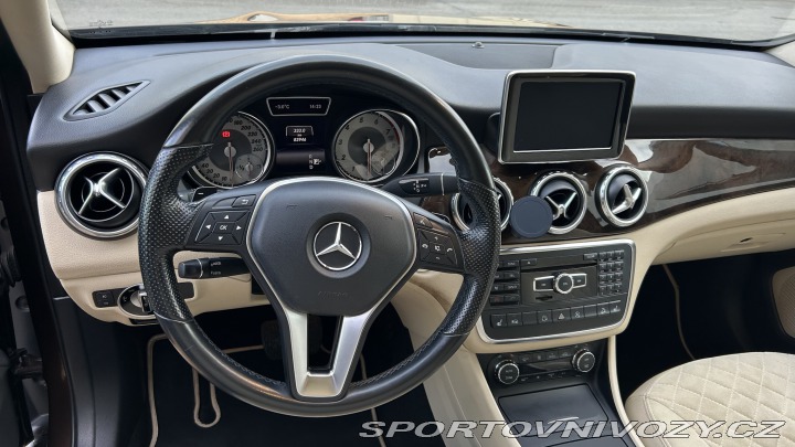 Mercedes-Benz Ostatní modely GLA 250 4MATIC 2015