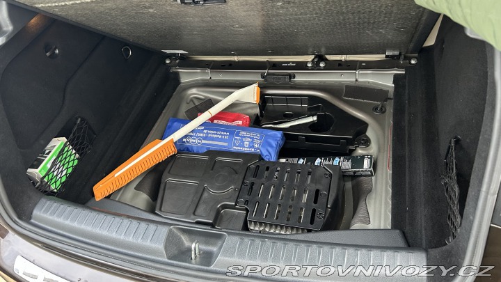 Mercedes-Benz Ostatní modely GLA 250 4MATIC 2015