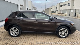 Mercedes-Benz Ostatní modely GLA 250 4MATIC 2015
