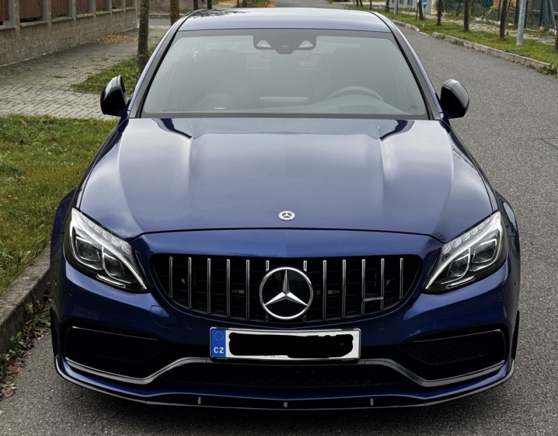 Mercedes-Benz C 63 AMG