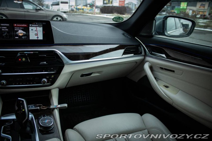 BMW 5 540d xDrive A/T M-SPORT 2017
