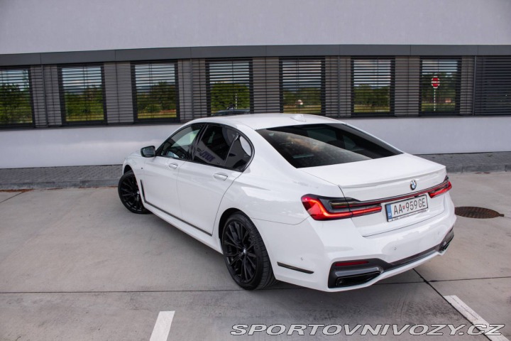 BMW 7 750d xDrive A/T 2019