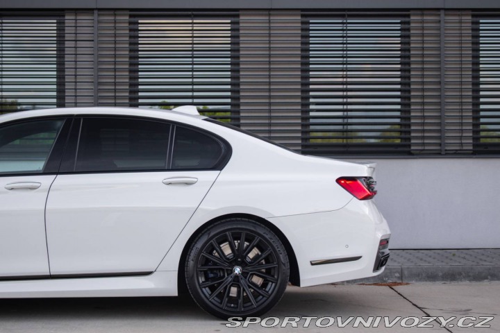 BMW 7 750d xDrive A/T 2019