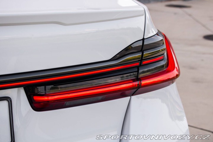 BMW 7 750d xDrive A/T 2019