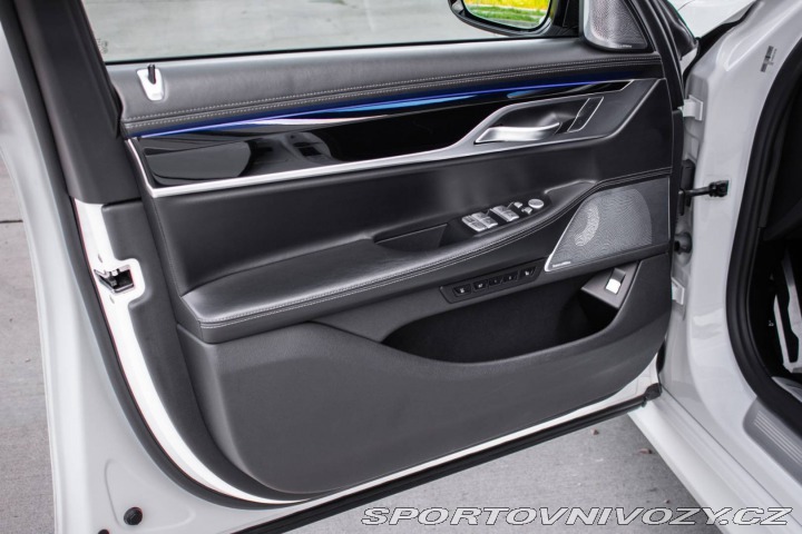 BMW 7 750d xDrive A/T 2019