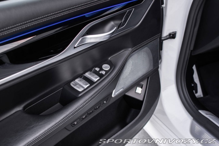 BMW 7 750d xDrive A/T 2019