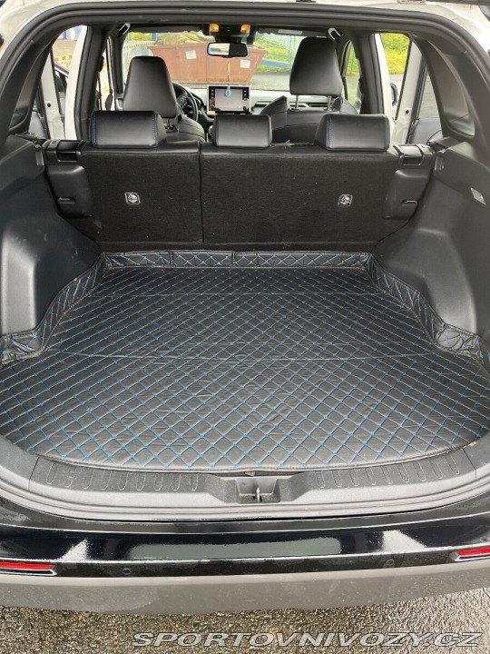 Toyota Ostatní modely RAV4 2,5   Hybrid 4x4 2020