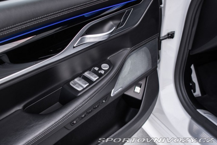 BMW 7 750d xDrive A/T 2019