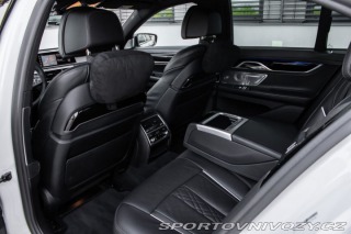 BMW 7 750d xDrive A/T 2019