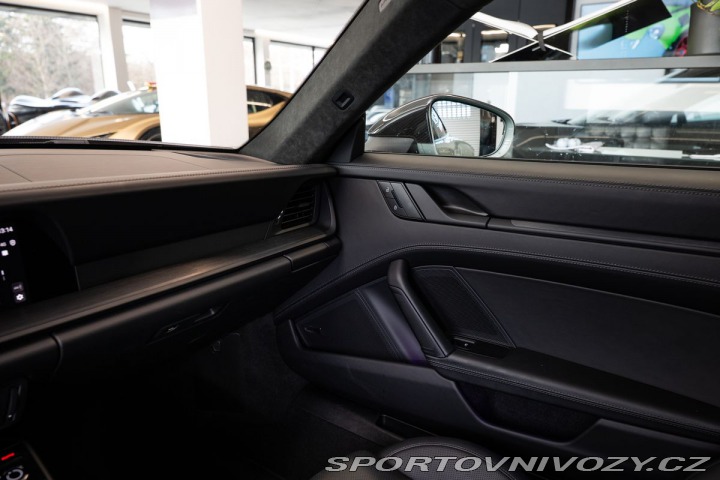 Porsche 911 (992.2) Carrera 4 GTS TEC 1800