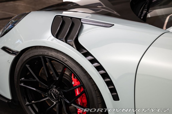 Porsche 911 (992.2) Carrera 4 GTS TEC 1800