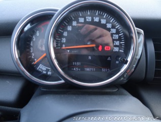 Mini One One First 2018