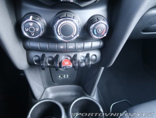 Mini One One First 2018