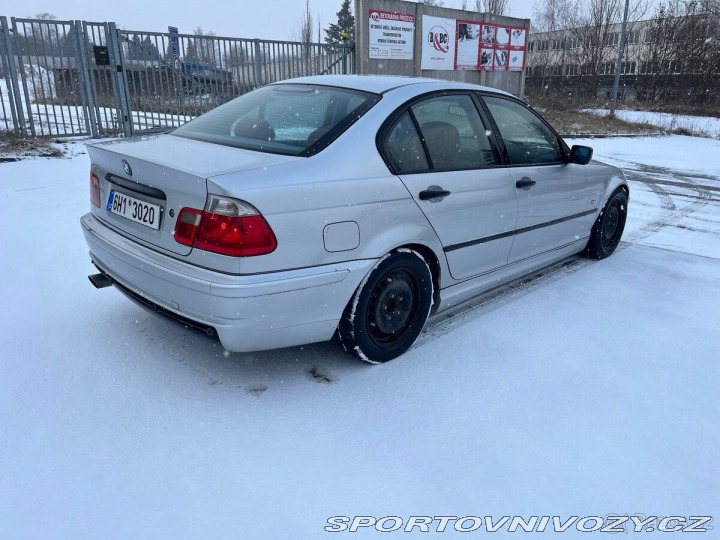 BMW 3 3,0   e46 330i MPaket M54 1800