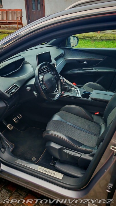 Peugeot Ostatní modely 5008 2,0 BlueHDi 150, GT-Lin 2017